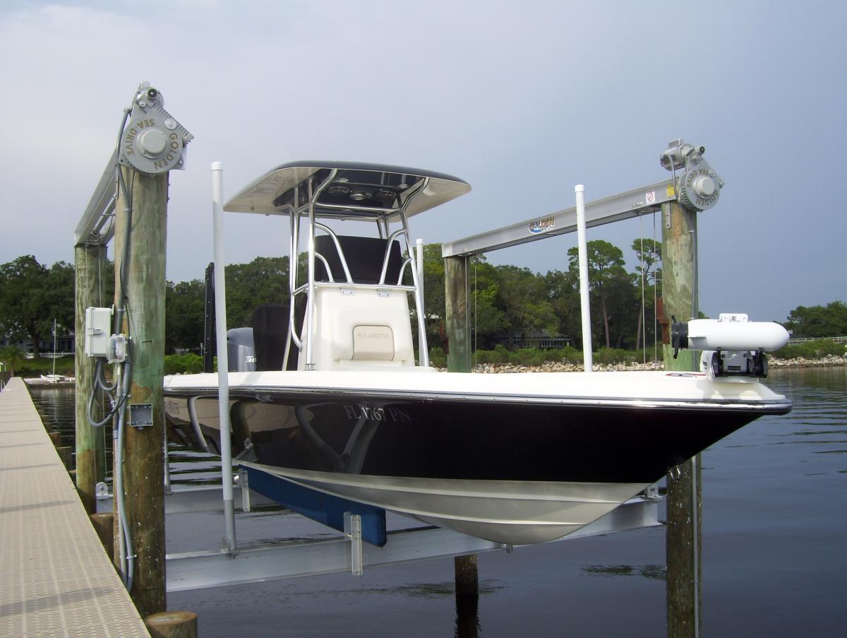 Aluminum FourPost Boat Lifts, Beam Lift Golden Boat Lifts
