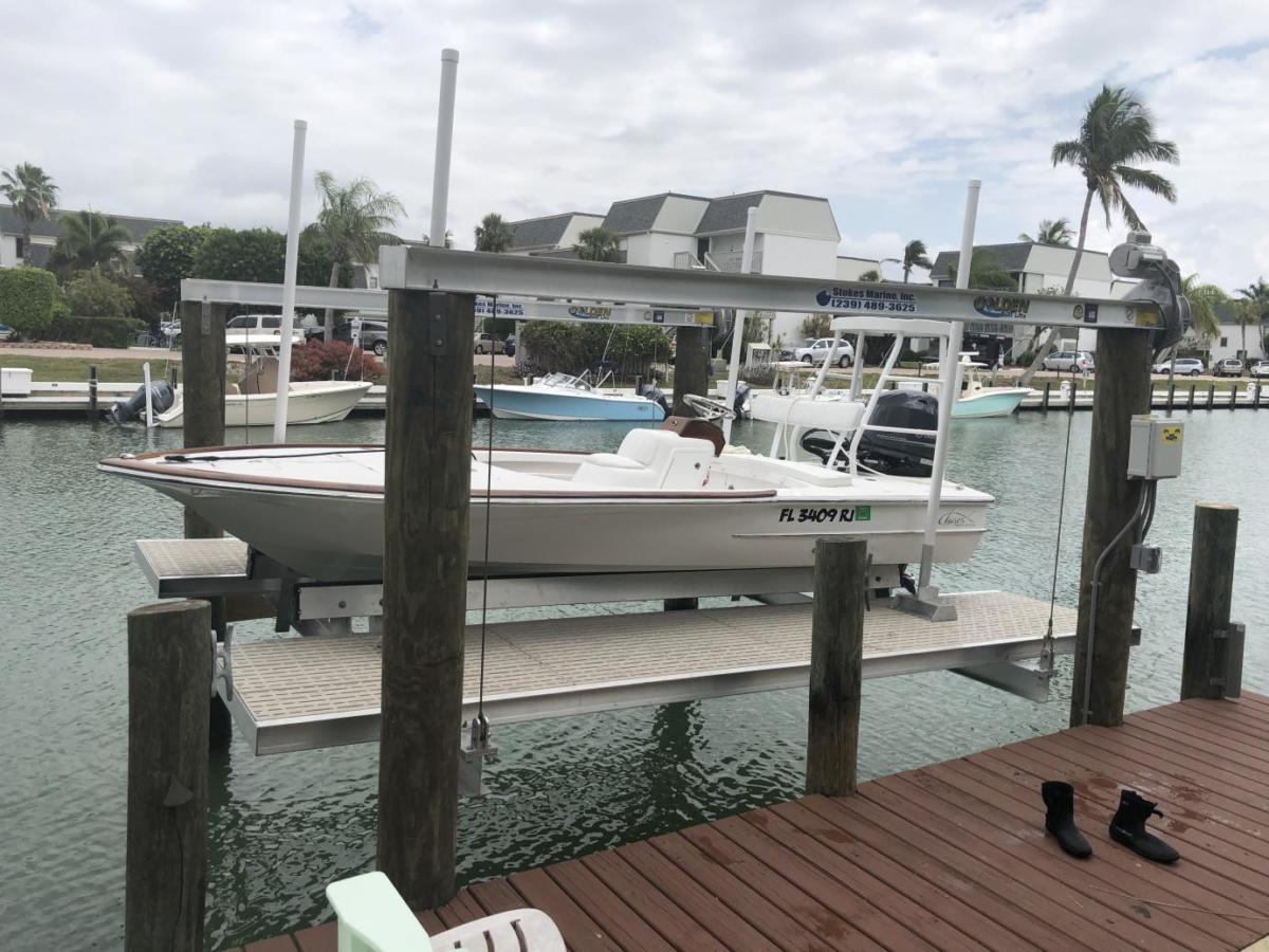 Aluminum FourPost Boat Lifts, Beam Lift Golden Boat Lifts