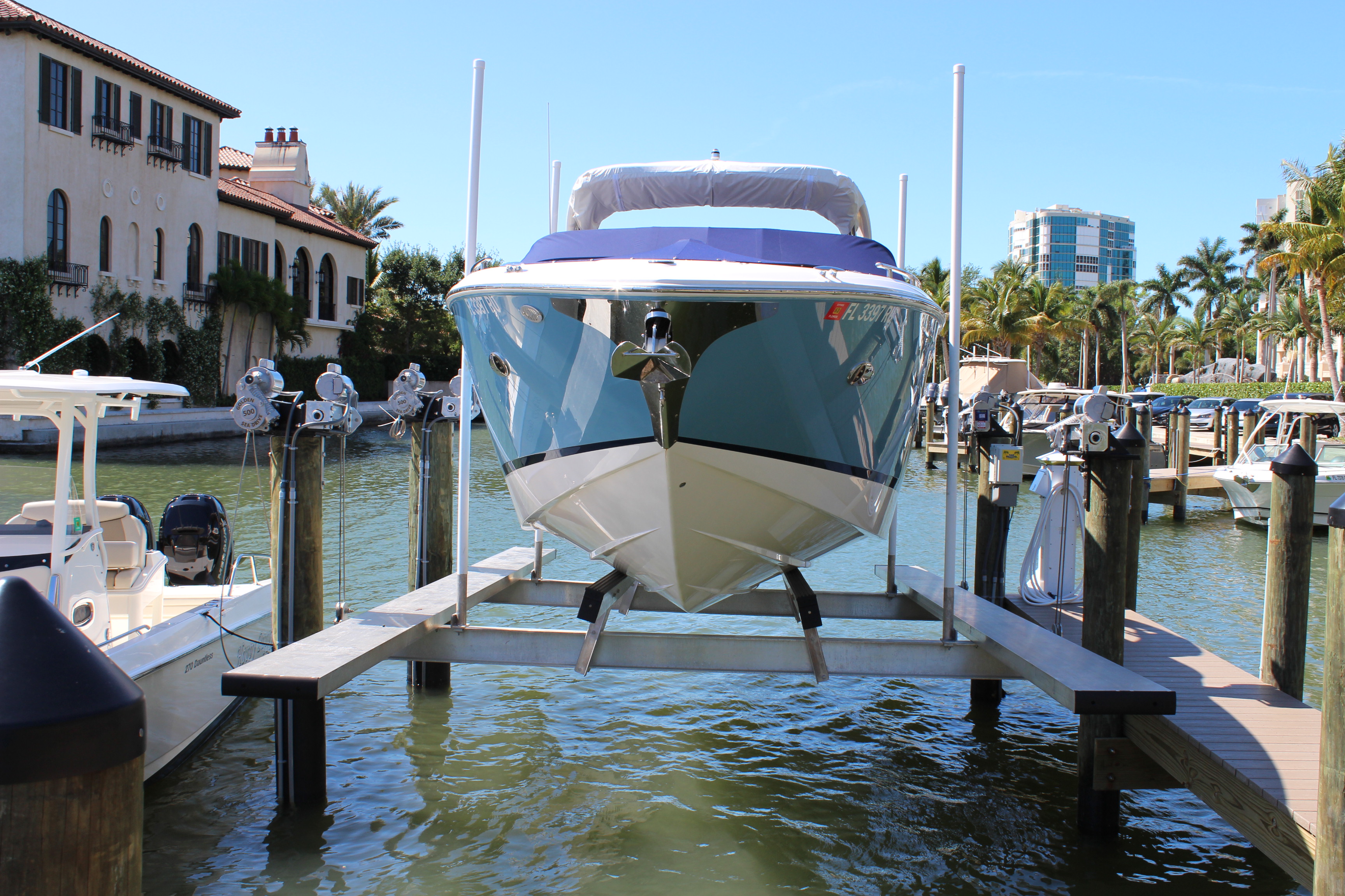 Gatorvator® Boat Lifts Features