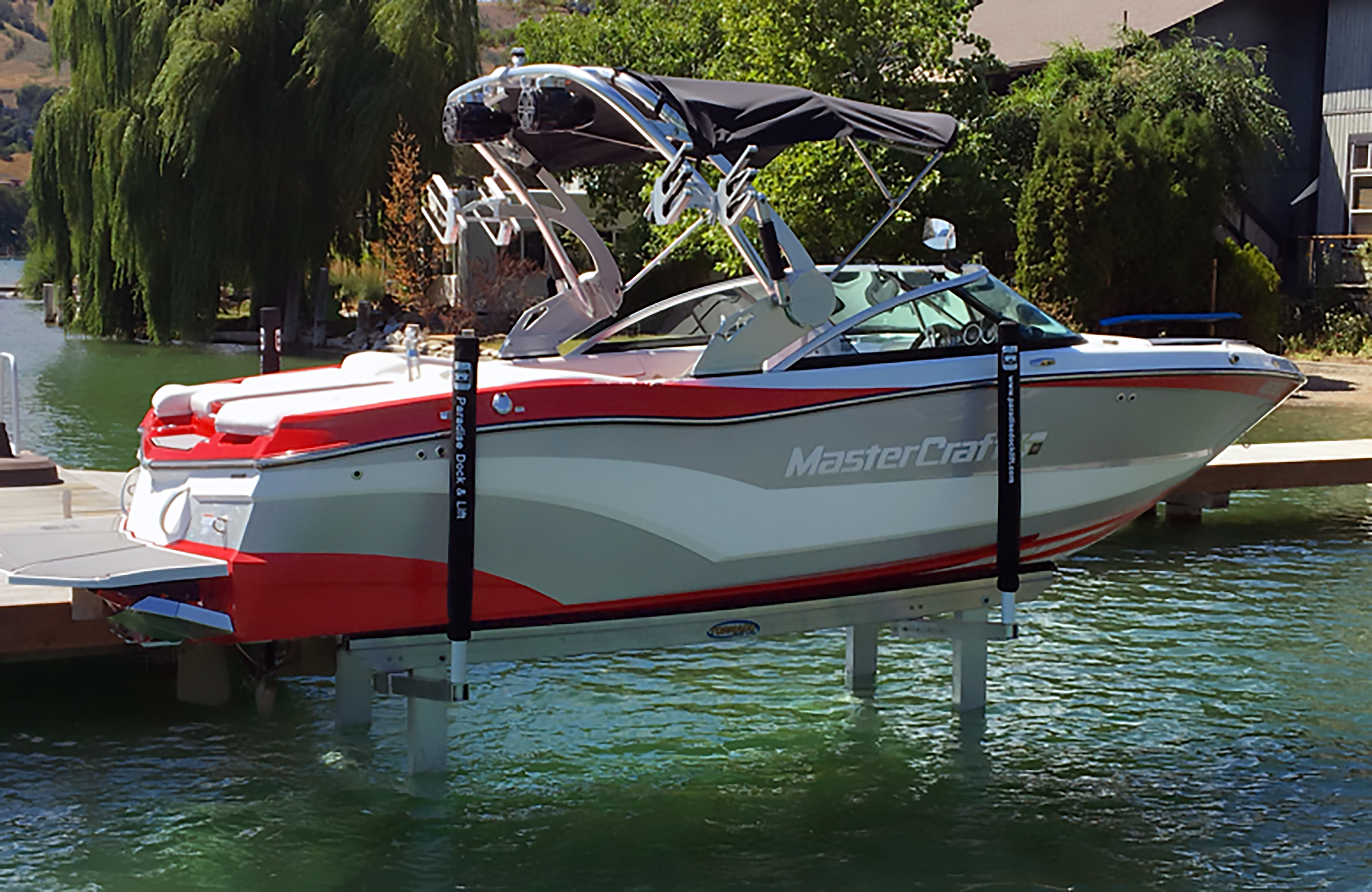 Tornado® Boat Lift Features